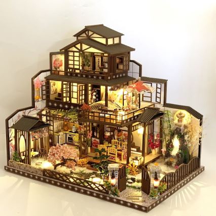 2Kids Toys - Miniatúra domčeka Honosná sakurová vila 2xAAA