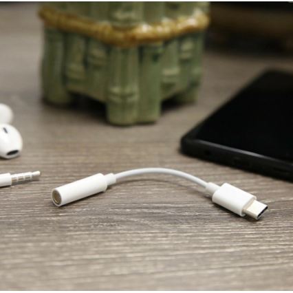 Adaptér USB-C na AUX