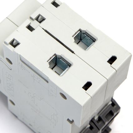 Aigostar - 2-fázový istič 2P-50A-C 230-400V