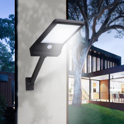 Aigostar - LED Stmievateľná solárna lampa so senzorom LED/2,3W/5,5V IP65 1800 mAh + diaľkové ovládanie