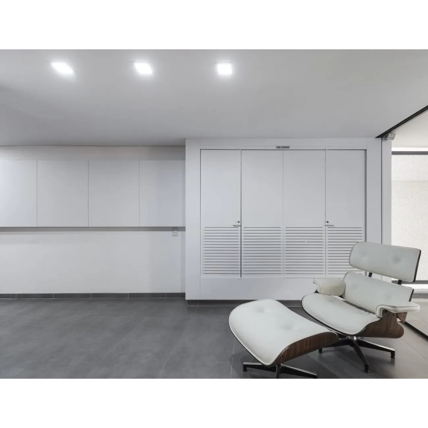 APLED - LED Kúpeľňové podhľadové svietidlo SQUARE LED/12W/230V IP40 17x17 cm biela