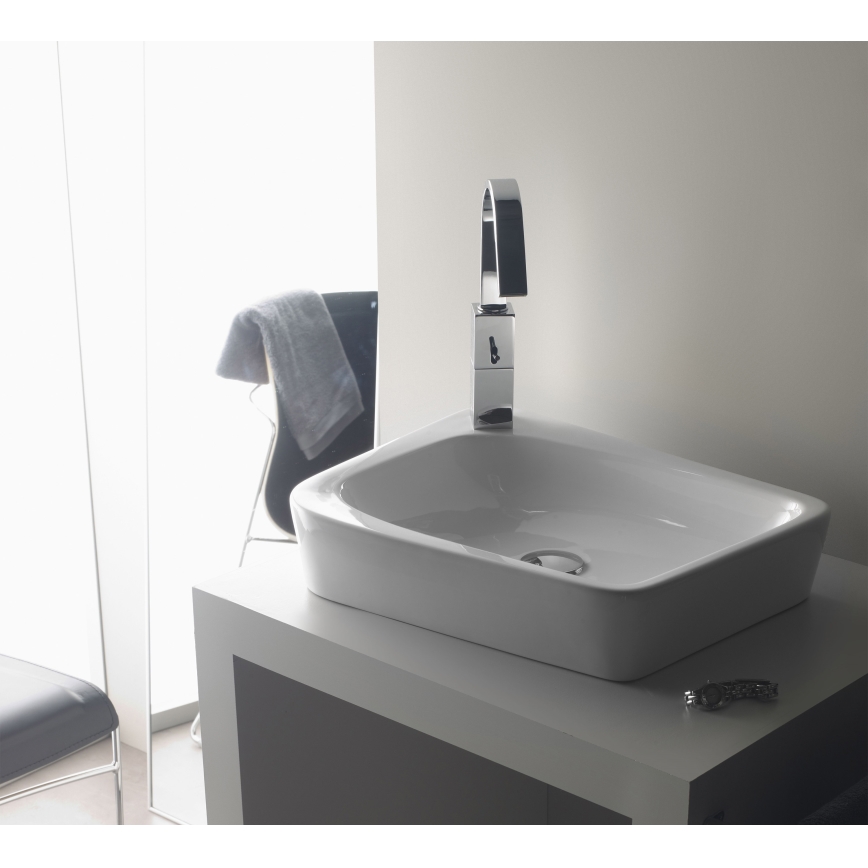 Bathco 4001 - Umývadlo na dosku ARAGON 50 x 40,5 cm porcelán/biela