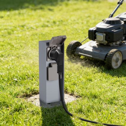 Brilagi - Exteriérový zásuvkový stĺpik PILLAR 2Z SCHUKO 230V IP44 strieborný