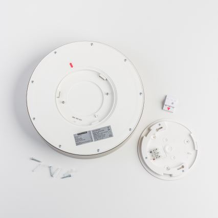 Brilagi - LED stropné svietidlo do kúpeľne POOL LED/24W/230V 3000/4000/5500K Ø 30 cm IP54 mosadz