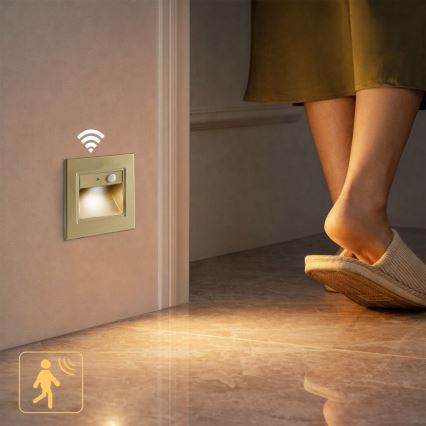 Brilagi - LED schodiskové svietidlo so senzorom STEP LIGHT LED/1,5W/230V IP44 zlaté