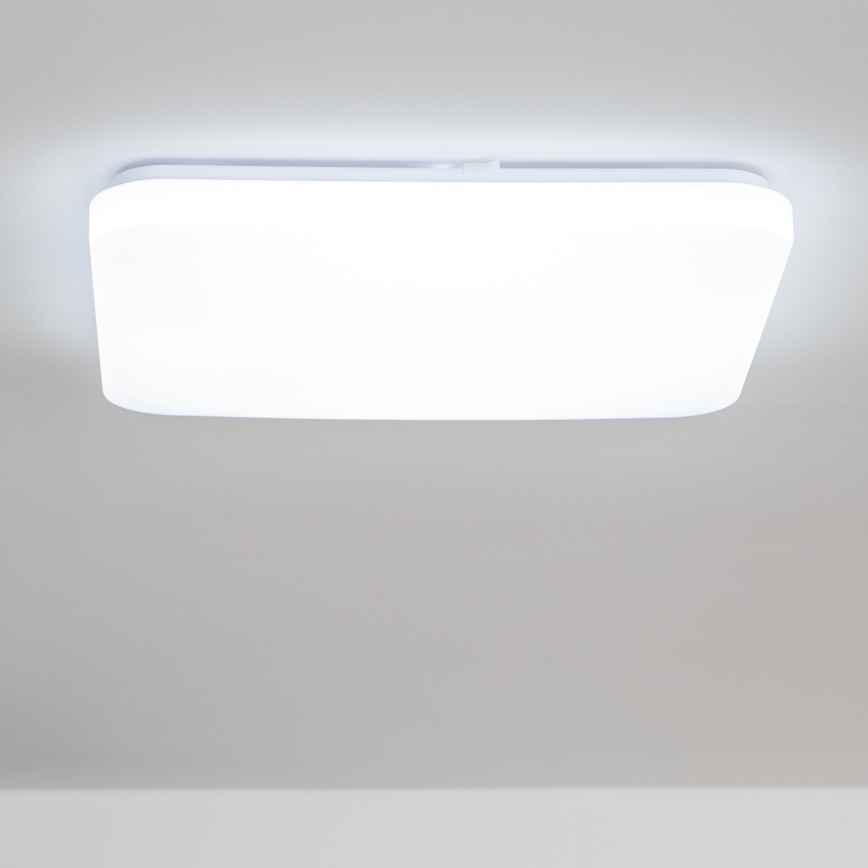 Brilagi - SMART stmievateľné LED stropné svietidlo 24W/230V 43x43 cm 3000-6000K Wi-Fi Tuya Beacon + diaľkové ovládanie