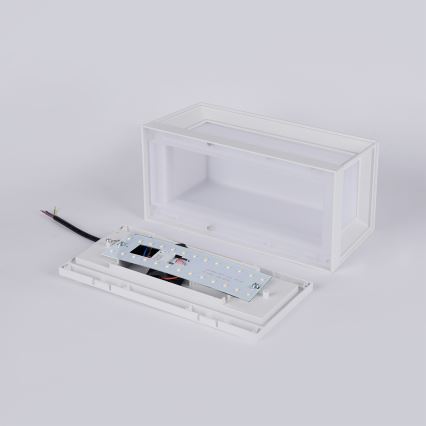 Brilagi - LED vonkajšie nástenné svietidlo so senzorom PARKER LED/12W/230V biele IP44