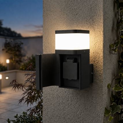BRILAGI - Vonkajšie nástenné svietidlo so zásuvkou SCHUKO PILLAR 1xG9/11W/230V IP44 čierna