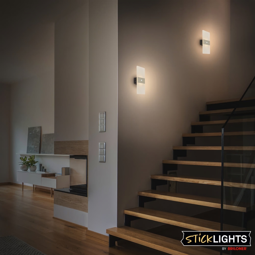 Briloner 3888012 - LED nabíjateľné nástenné svietidlo s pohybovým a súmrakovým senzorom AURA LED/2,5W/5V 1800 mAh matný chróm