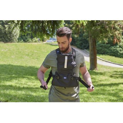 Chicco - Detské nosidlo EASY FIT čierna
