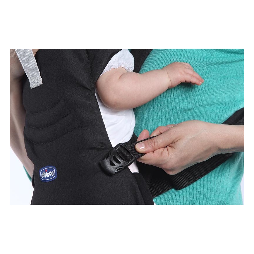Chicco - Detské nosidlo EASY FIT čierna