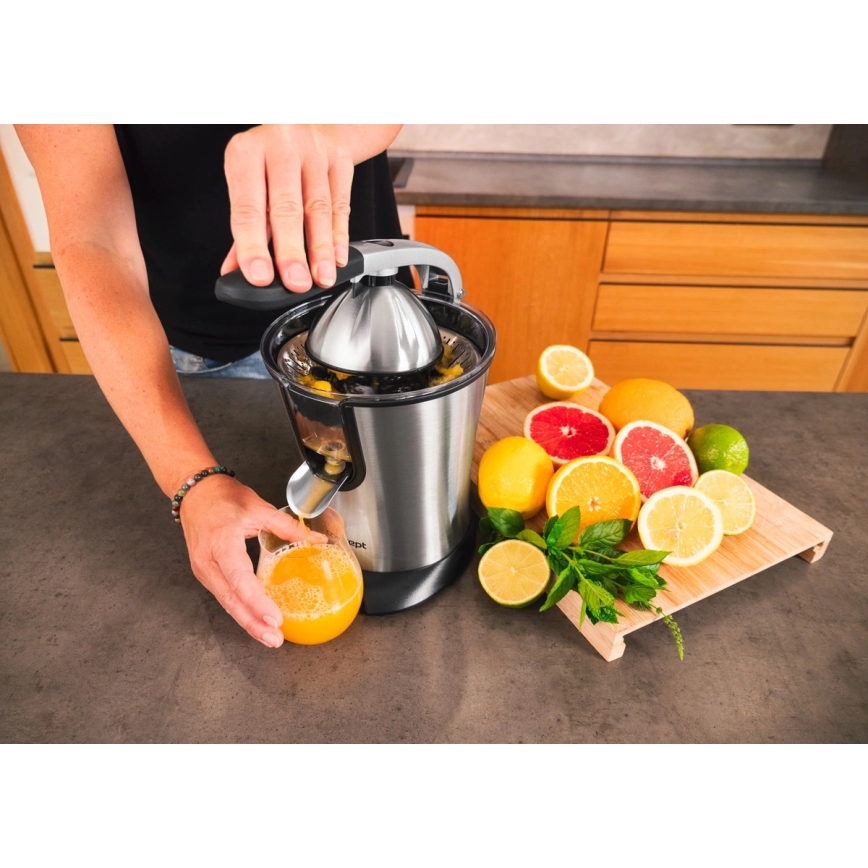 Concept CE3520 - pákový odšťavovač na citrusy, 0,75 l, 160W/230V, nerezové prevedenie