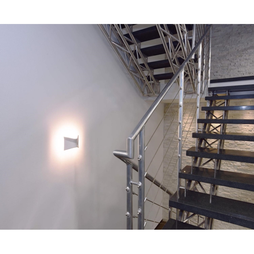 Deko-Light 341222 - LED Stmievateľné nástenné svietidlo FLY LED/4W/230V 3000K biela