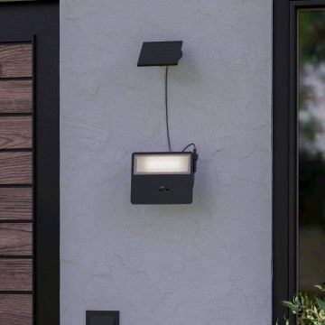 Eglo - LED solárne nástenné svietidlo so senzorom LED/6,7W/3,7V 2400 mAh IP44 čierne