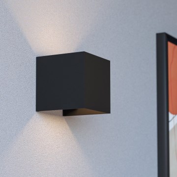 Eglo - stmievateľné LED vonkajšie nabíjateľné nástenné svietidlo s pohybovým a súmrakovým senzorom LED/2,2W/5V IP44 čierna