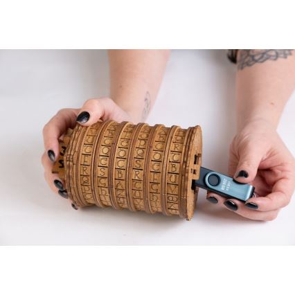 EscapeWelt - Drevený hlavolam Cryptex