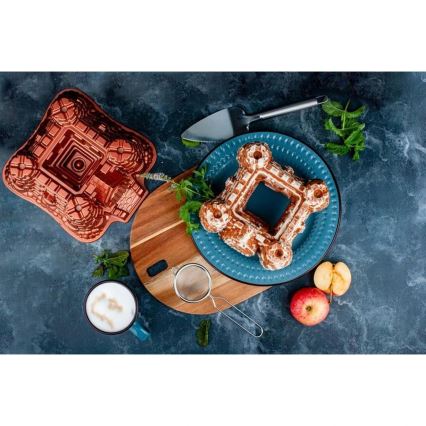 Forma na bábovku KITCHISIMO hrad/medená