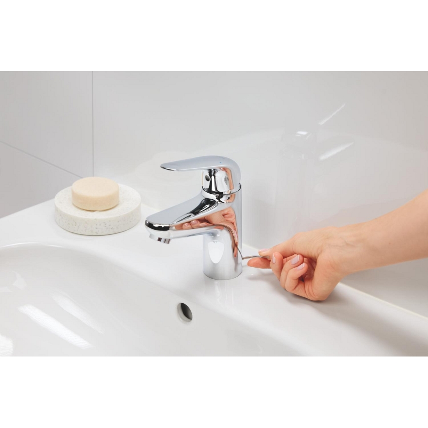 GROHE 24319001 - Umývadlová batéria SWIFT 162 mm lesklý chróm