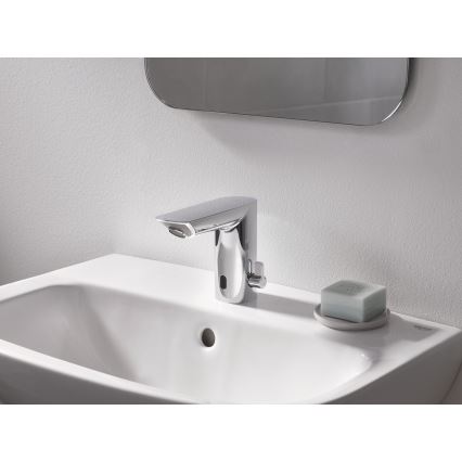 GROHE 36451000 - Elektronická umývadlová batéria BAU COSMOPOLITAN E lesklý chróm