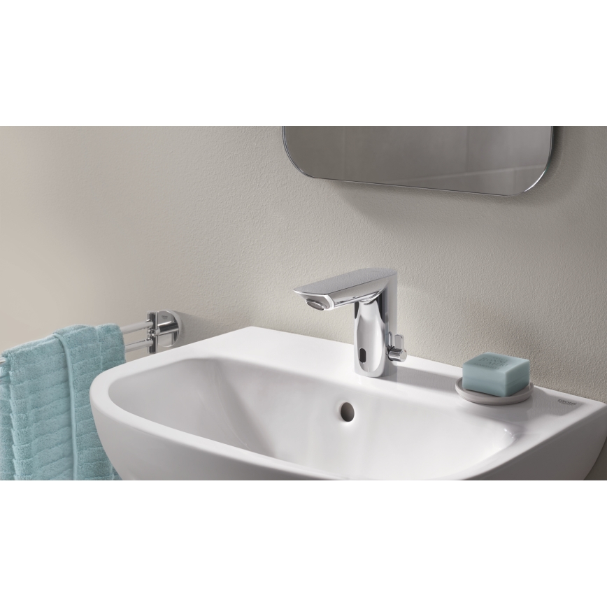 GROHE 36451000 - Elektronická umývadlová batéria BAU COSMOPOLITAN E lesklý chróm