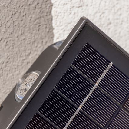 LED Solárne nástenné svietidlo so senzorom LED/2W/5V IP54
