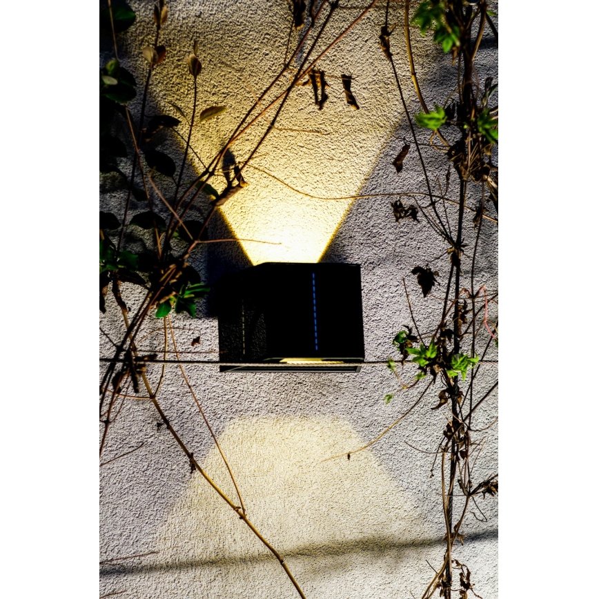 LED Solárne nástenné svietidlo so senzorom LED/2W/5V IP54 1300 mAh