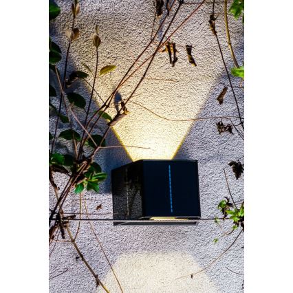 LED Solárne nástenné svietidlo so senzorom LED/2W/5V IP54 1300 mAh