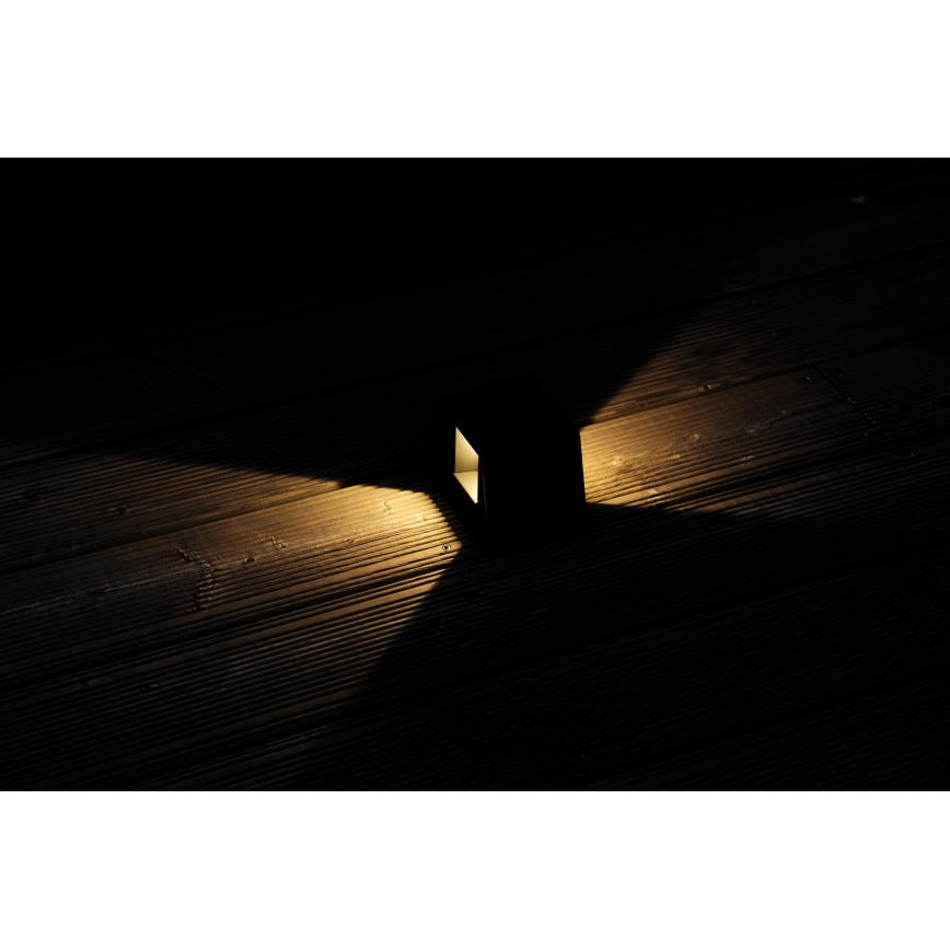 LED Solárne nástenné svietidlo so senzorom LED/2W/5V IP54 1300 mAh