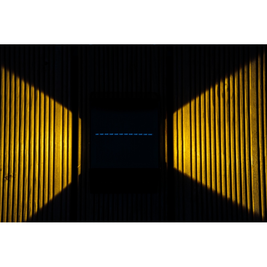 LED Solárne nástenné svietidlo so senzorom LED/2W/5V IP54 1300 mAh