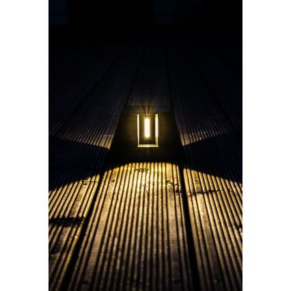 LED Solárne nástenné svietidlo so senzorom LED/2W/5V IP54 1300 mAh
