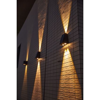 LED Solárne nástenné svietidlo so senzorom LED/2W/5V IP54 1300 mAh