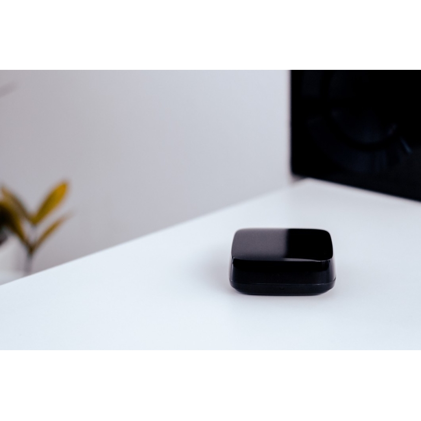 Immax NEO 07730L - Smart IR ovládač NEO LITE so senzormi teploty a vlhkosti Wi-Fi Tuya 5V