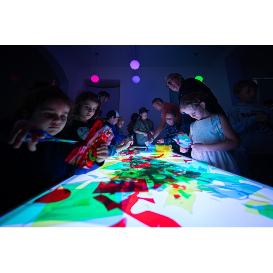 Immax NEO 07745CDO - SADA 3x stmievateľných LED žiaroviek RGB+CCT E14/6W/230V Wi-Fi + diaľkové ovládanie