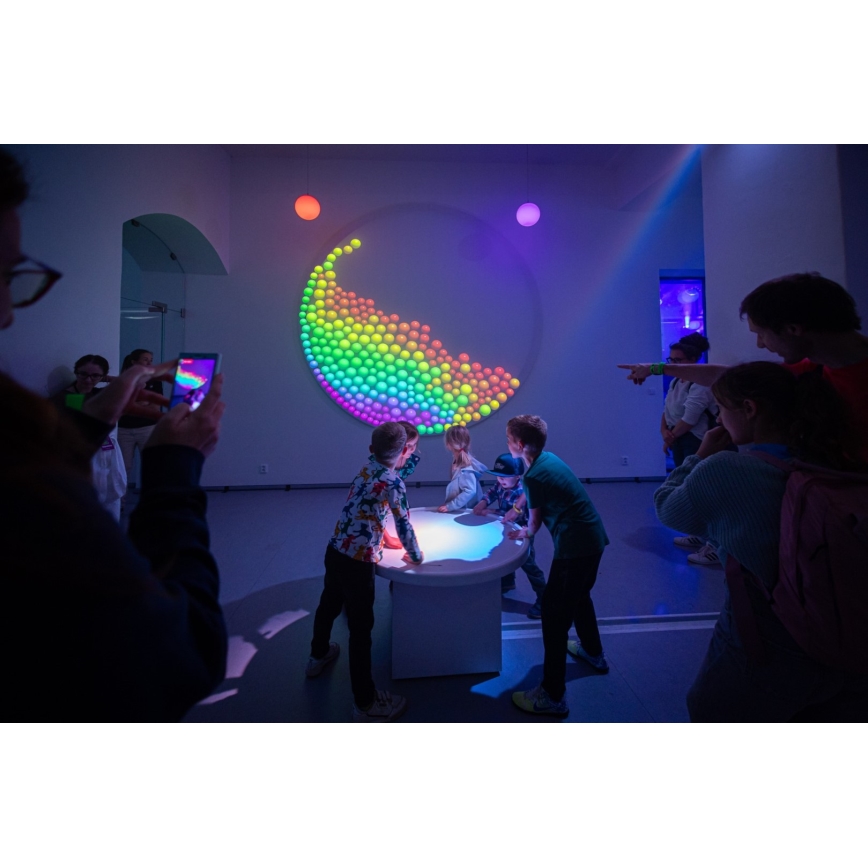 Immax NEO 07745CDO - SADA 3x stmievateľných LED žiaroviek RGB+CCT E14/6W/230V Wi-Fi + diaľkové ovládanie