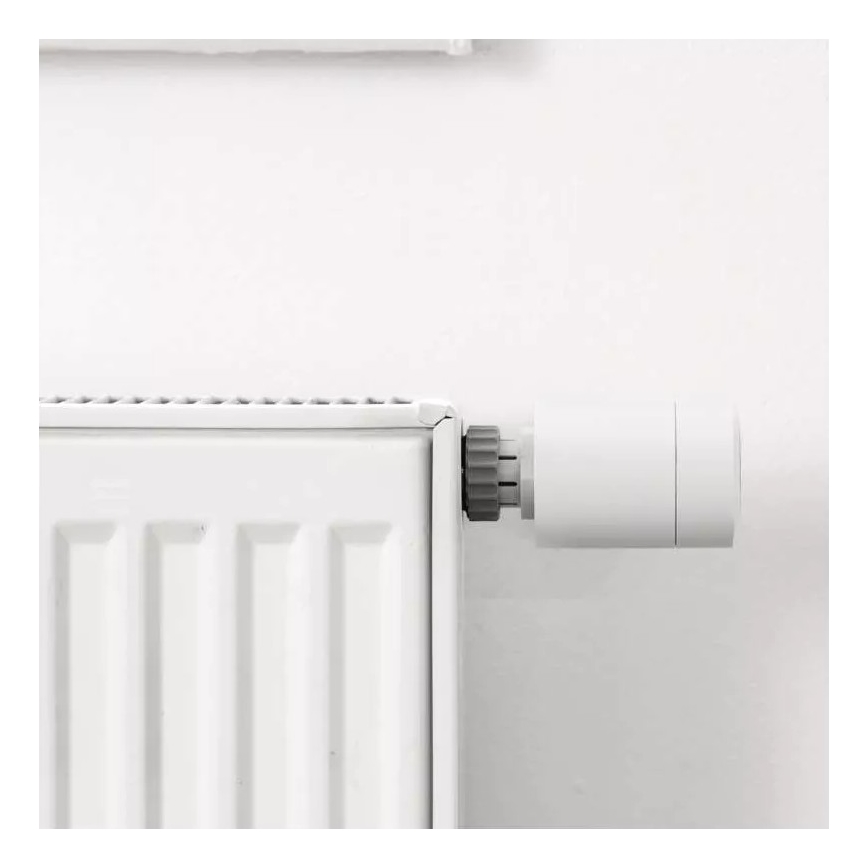 Inteligentná termostatická hlavica s LCD displejom GoSmart M30x1,5 2xAA/1,5V Tuya