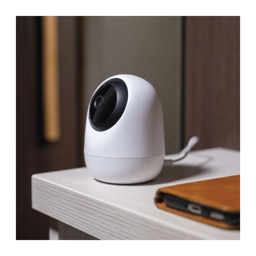 Inteligentná vnútorná otočná kamera so senzorom pohybu GoSmart 5V Wi-Fi Tuya biela