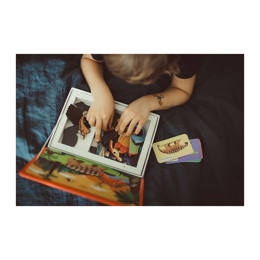 Janod - Magnetická interaktívna sada MAGNETIBOOK dinosaury