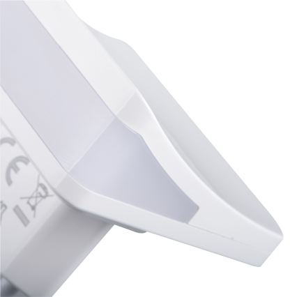 LED orientačné svietidlo do zásuvky so senzorom súmraku HOFI LED/0,28W/230V biela
