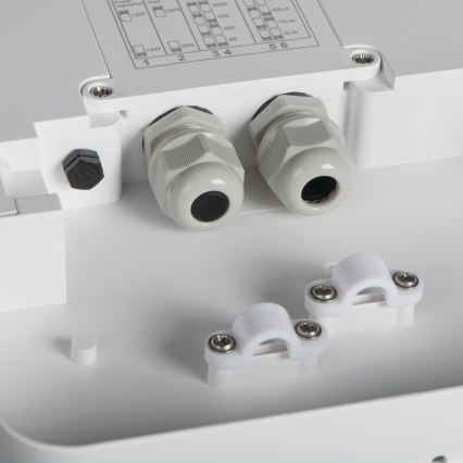 LED Vonkajšie stropné svietidlo so senzorom pohybu BENO LED/24/30W/230V 3000/3500/4000K IP65 biela hranatý