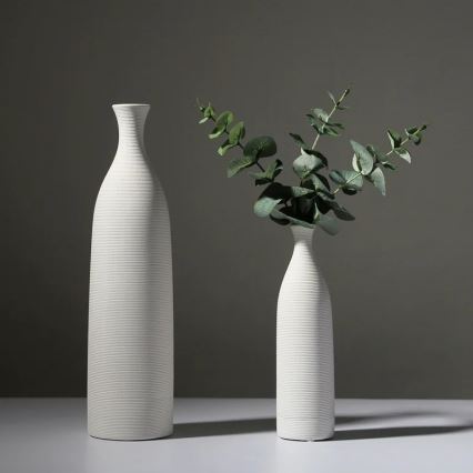 Keramická váza 25 cm biela