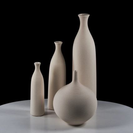 Keramická váza 33 cm biela