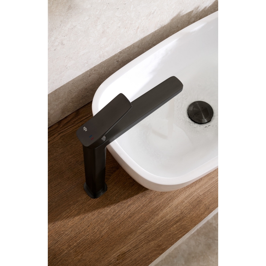 KFA Armatura 4522-825-81 - Umývadlová batéria + výpust MALAGA 17 cm čierna