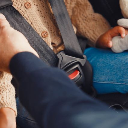 KINDERKRAFT - Autosedačka s otočnou základňou I-GUARD PRO i-Size 61-105 cm sivá
