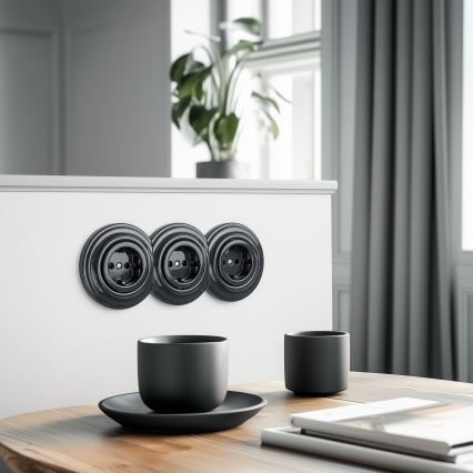 Kliklap - Trojitá retro domová zásuvka s rámikom SCHUKO 230 V, antracitová