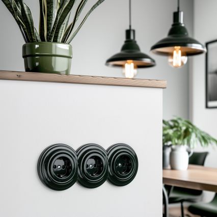 Kliklap - trojitá retro zásuvka do domácnosti s rámikom, SCHUKO, 230 V, zelená