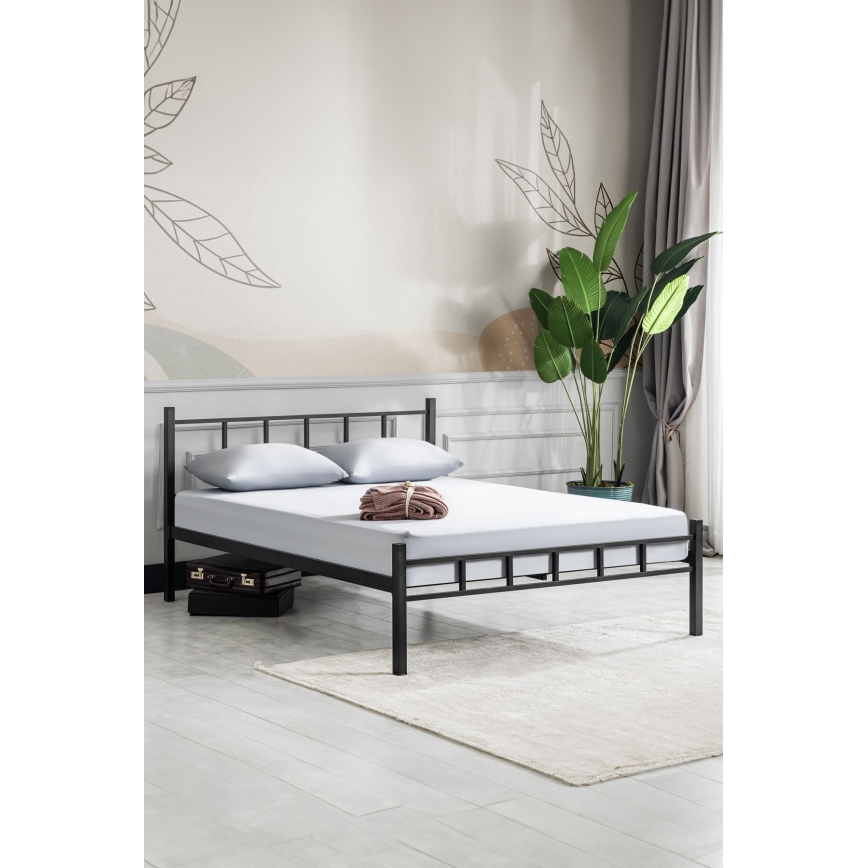 Kovová dvojlôžková posteľ ORMEL 160x200 cm čierna nosnosť 200 kg