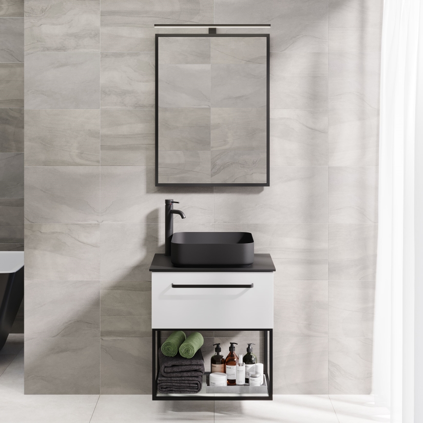 Kúpeľňové zrkadlo BORGSTED 60x80 cm čierne