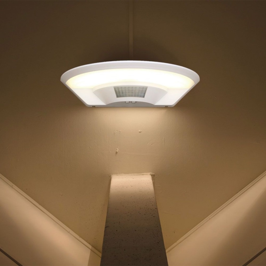 LED Kúpeľňové nástenné svietidlo so senzorom SAMSUNG CHIP LED/10W/230V 4000K IP54 biela