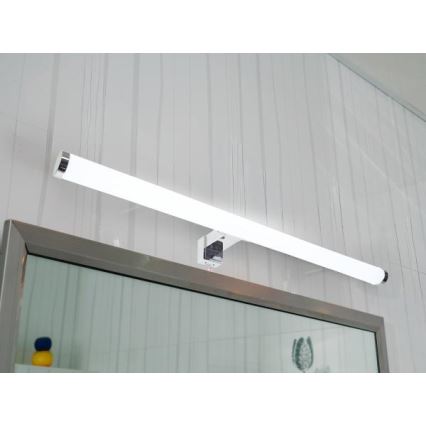 LED kúpeľňové osvetlenie zrkadla LED/12W/230V 59,5 cm IP44 lesklý chróm