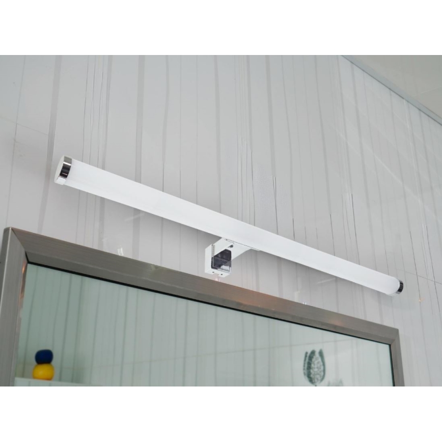 LED kúpeľňové osvetlenie zrkadla LED/12W/230V 59,5 cm IP44 lesklý chróm